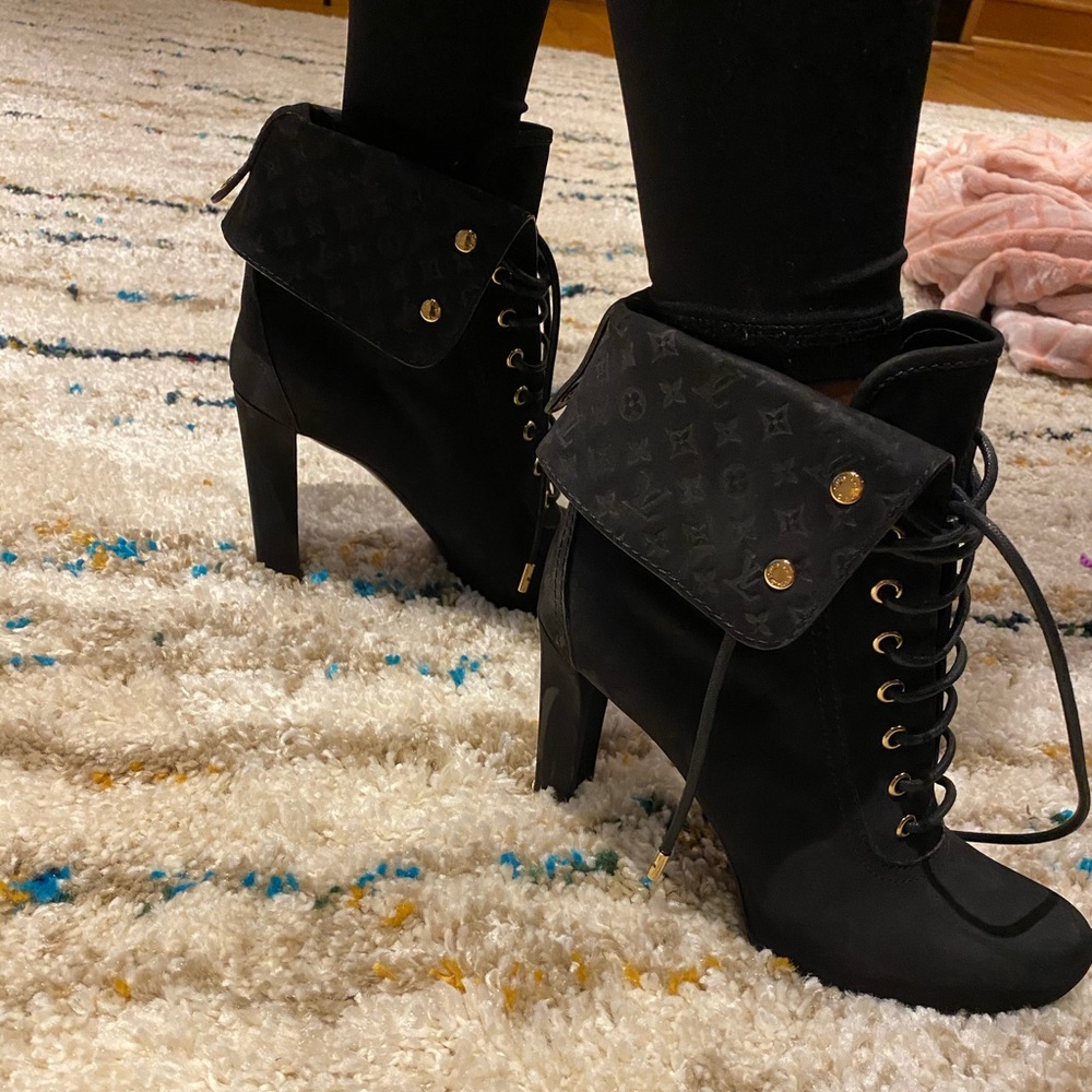 Louis Vuitton Starlet Booties - Picture 2 of 7
